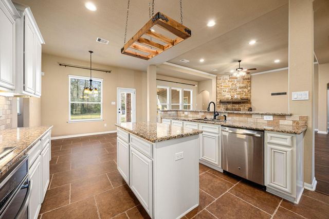 9106 Wapiti Trail, Conroe, TX 77303