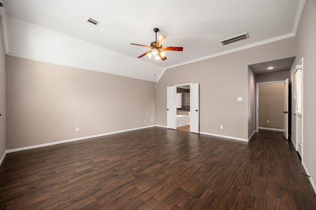 9106 Wapiti Trail, Conroe, TX 77303