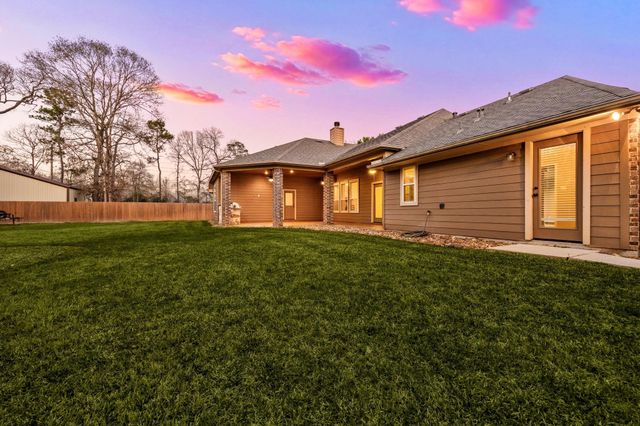 9106 Wapiti Trail, Conroe, TX 77303