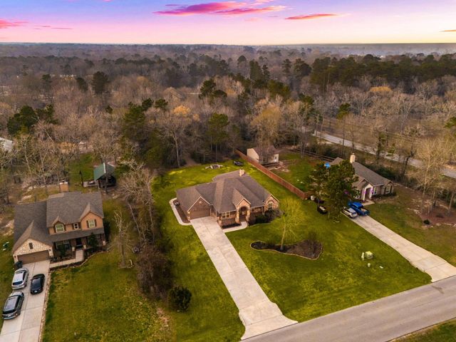 9106 Wapiti Trail, Conroe, TX 77303