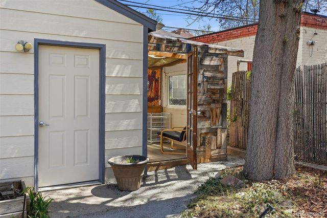 1624 Vine Street, Denver, CO 80206