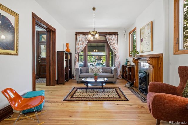 1624 Vine Street, Denver, CO 80206