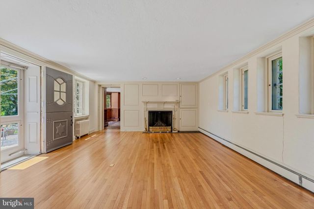 119 TAPLOW RD, Baltimore, MD 21212