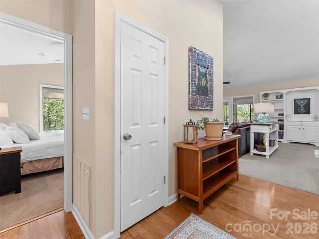 31 Udvawadulisi Court, Brevard, NC 28712