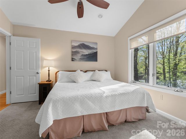 31 Udvawadulisi Court, Brevard, NC 28712