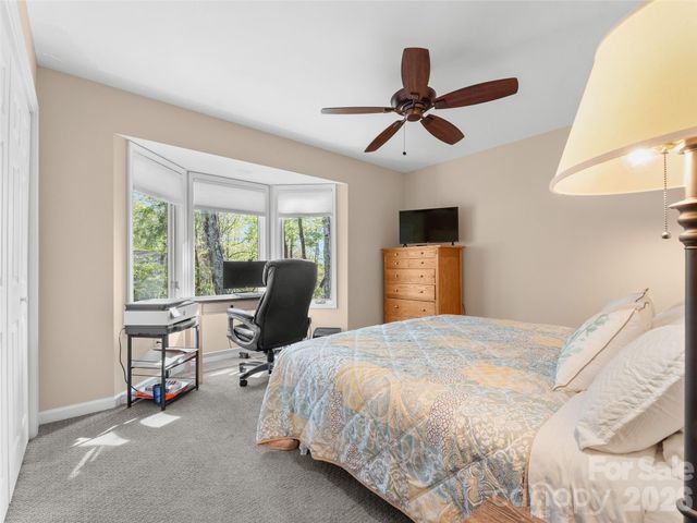 31 Udvawadulisi Court, Brevard, NC 28712