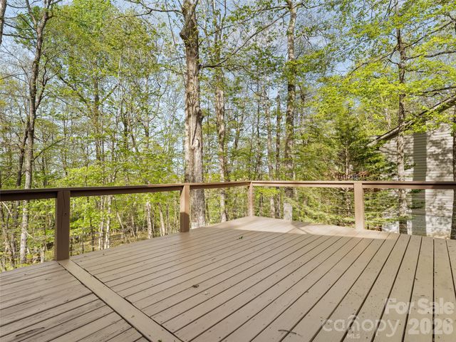 31 Udvawadulisi Court, Brevard, NC 28712