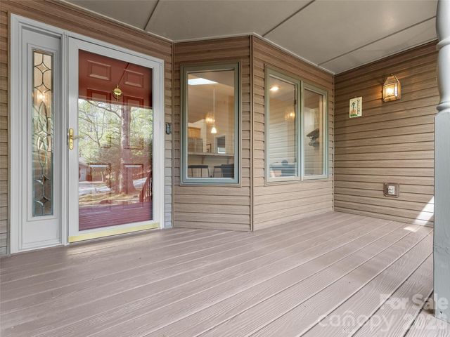 31 Udvawadulisi Court, Brevard, NC 28712
