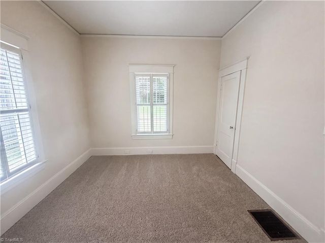 1011 N Hamilton Street, High Point, NC 27262