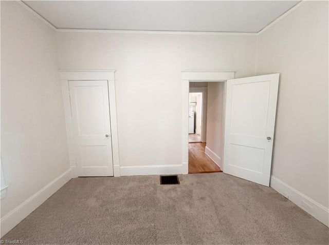 1011 N Hamilton Street, High Point, NC 27262