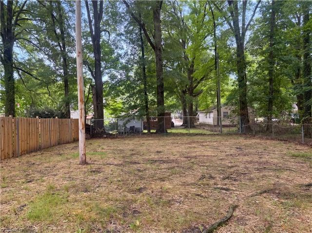 1011 N Hamilton Street, High Point, NC 27262