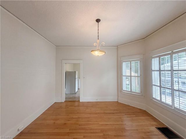 1011 N Hamilton Street, High Point, NC 27262