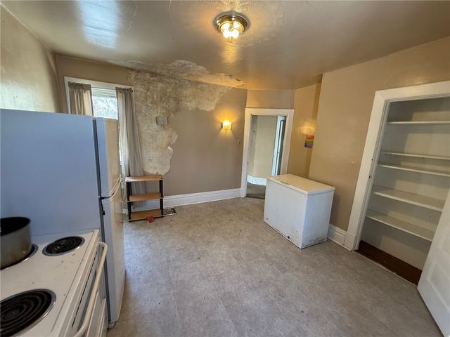 709 Mace Street, Southwest Greensburg Boro, PA 15601