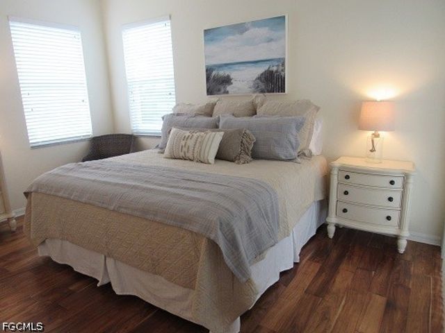 10356 White Palm WAY, Fort Myers, FL 33966