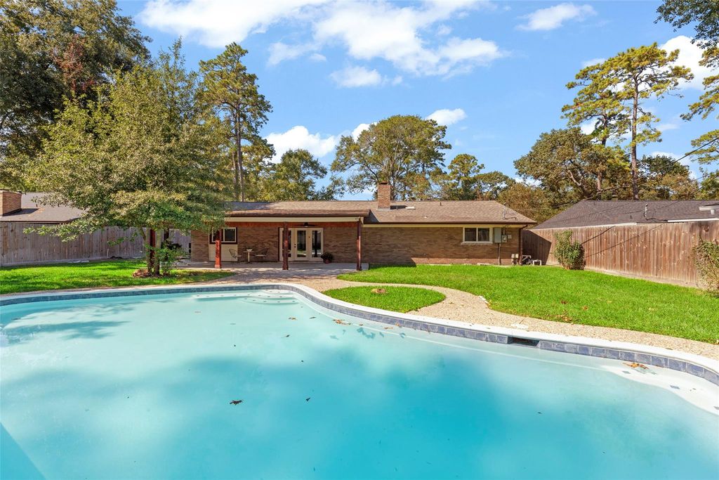 626 Silverton Street, Spring, TX 77373