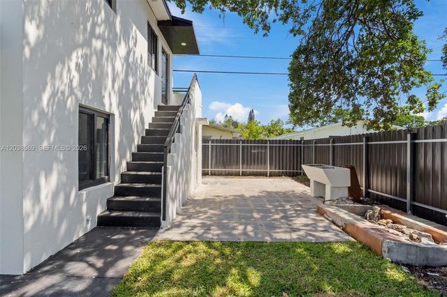 1824 NW 47th St A, Miami, FL 33142