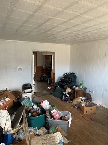 153 Alder St, New Kensington, PA 15068