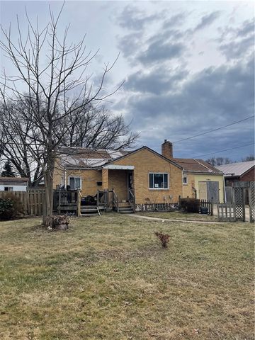 153 Alder St, New Kensington, PA 15068