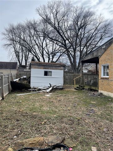 153 Alder St, New Kensington, PA 15068