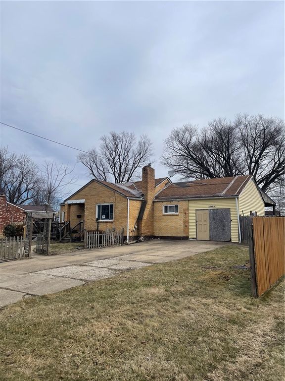 153 Alder St, New Kensington, PA 15068