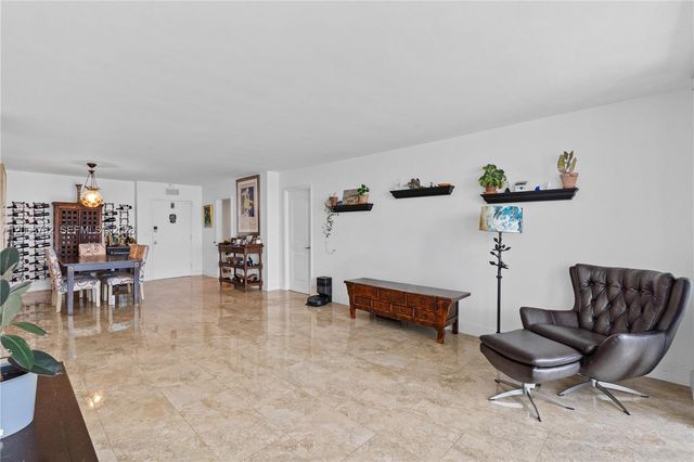 3140 S Ocean Drive 911, Hallandale Beach, FL 33009