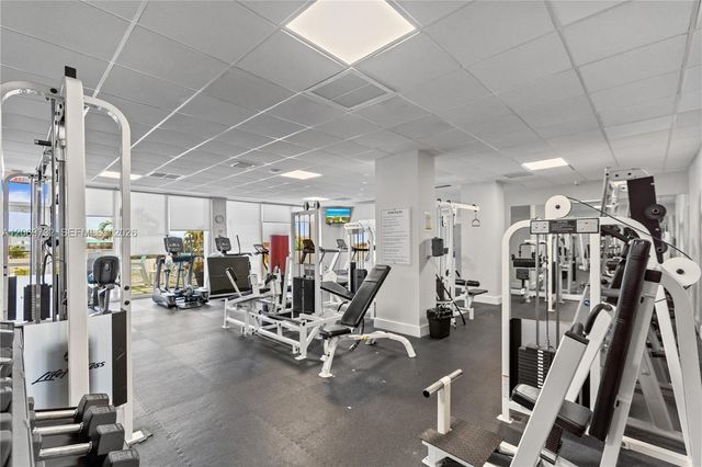 3140 S Ocean Drive 911, Hallandale Beach, FL 33009