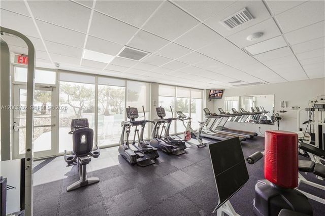 3140 S Ocean Drive 911, Hallandale Beach, FL 33009
