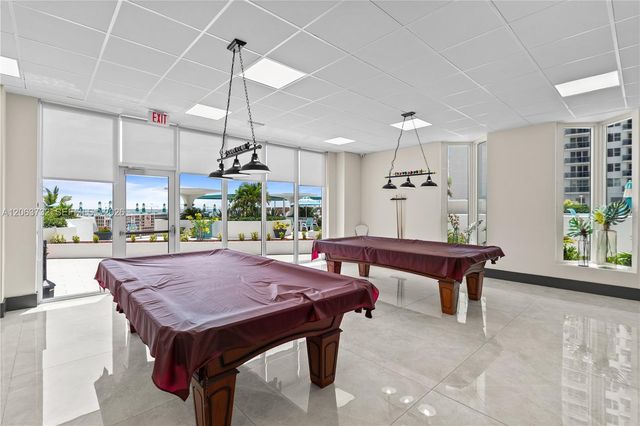 3140 S Ocean Drive 911, Hallandale Beach, FL 33009