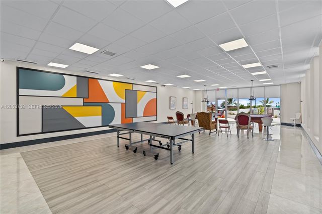 3140 S Ocean Drive 911, Hallandale Beach, FL 33009