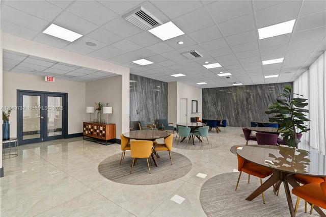 3140 S Ocean Drive 911, Hallandale Beach, FL 33009