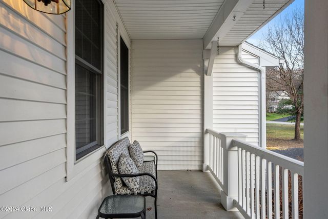 12 Patriot Circle, Clifton Park, NY 12065