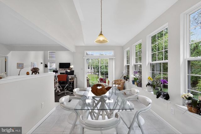 31 LONGFELLOW LN, Hainesport, NJ 08036