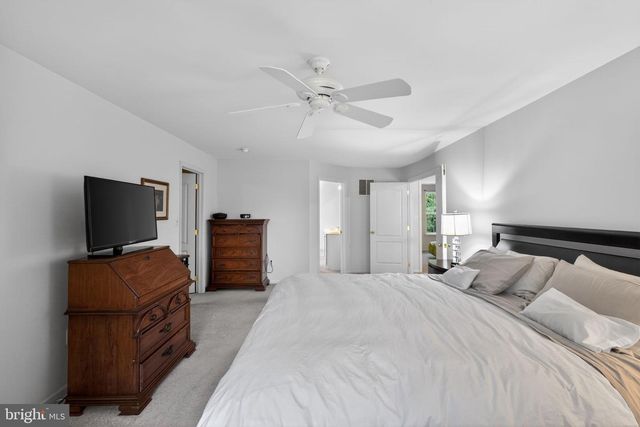 31 LONGFELLOW LN, Hainesport, NJ 08036
