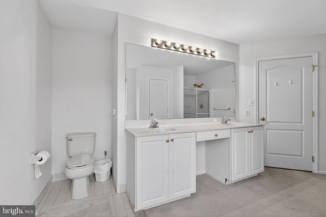 31 LONGFELLOW LN, Hainesport, NJ 08036