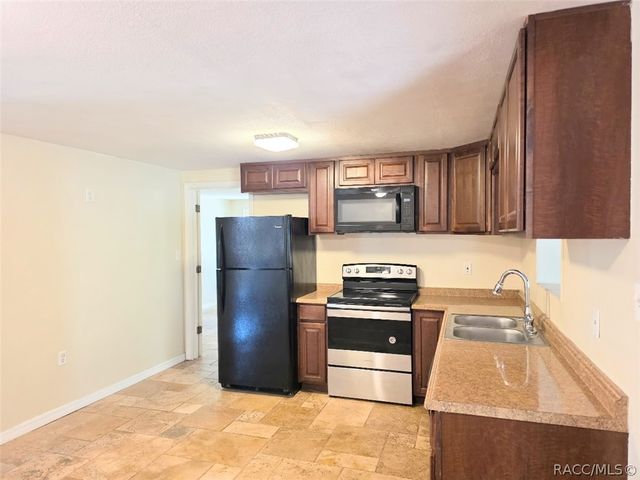 6595 W Curlew Place, Crystal River, FL 34429