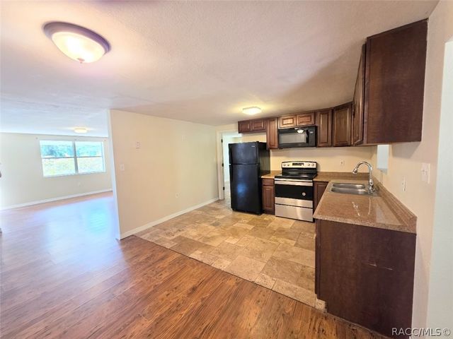 6595 W Curlew Place, Crystal River, FL 34429