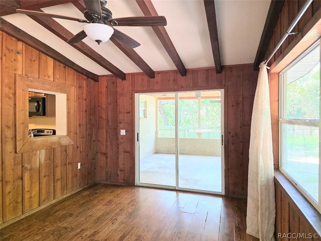 6595 W Curlew Place, Crystal River, FL 34429