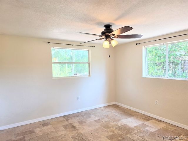 6595 W Curlew Place, Crystal River, FL 34429