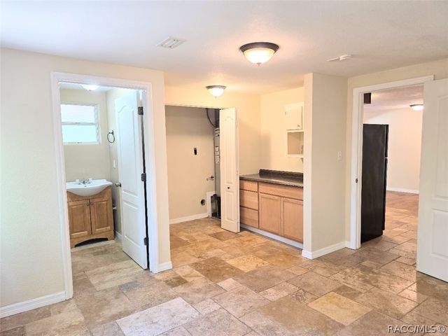 6595 W Curlew Place, Crystal River, FL 34429