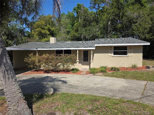 6595 W Curlew Place, Crystal River, FL 34429