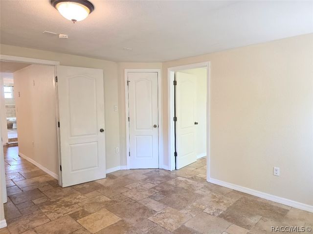 6595 W Curlew Place, Crystal River, FL 34429