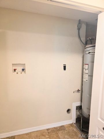 6595 W Curlew Place, Crystal River, FL 34429