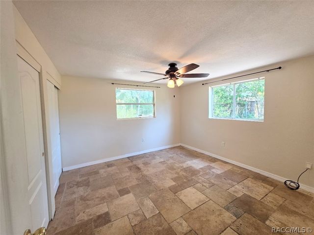 6595 W Curlew Place, Crystal River, FL 34429