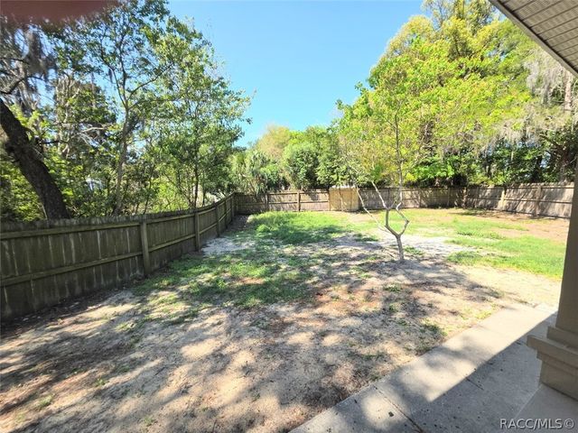 6595 W Curlew Place, Crystal River, FL 34429