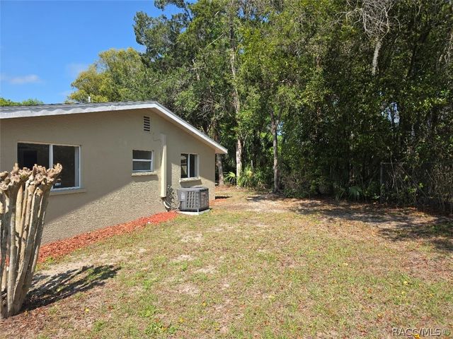 6595 W Curlew Place, Crystal River, FL 34429