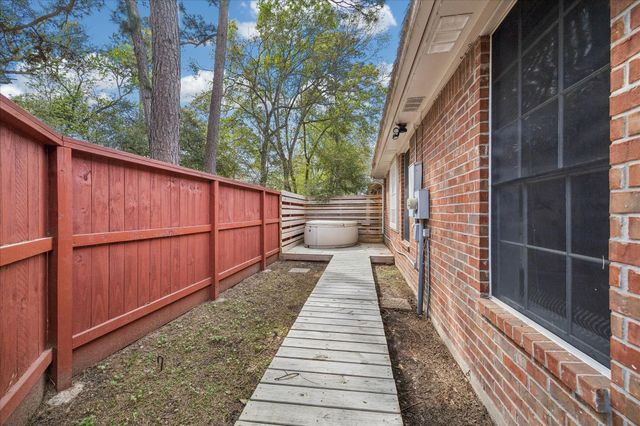 3115 Cedar Knolls Drive, Kingwood, TX 77339