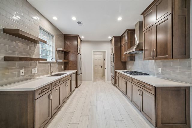 3115 Cedar Knolls Drive, Kingwood, TX 77339