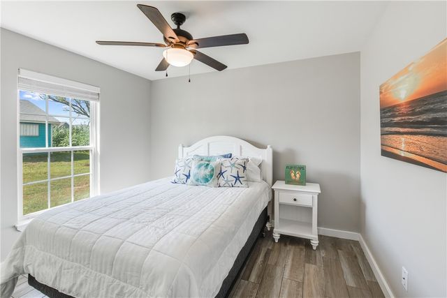 404 Chloes Way, Port Aransas, TX 78373