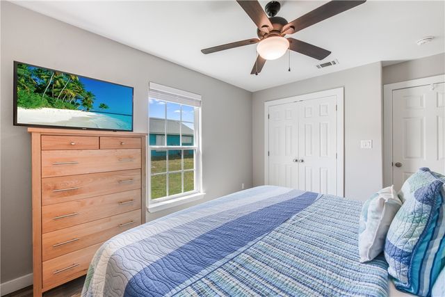 404 Chloes Way, Port Aransas, TX 78373