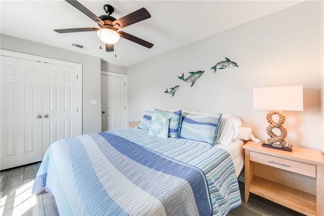 404 Chloes Way, Port Aransas, TX 78373
